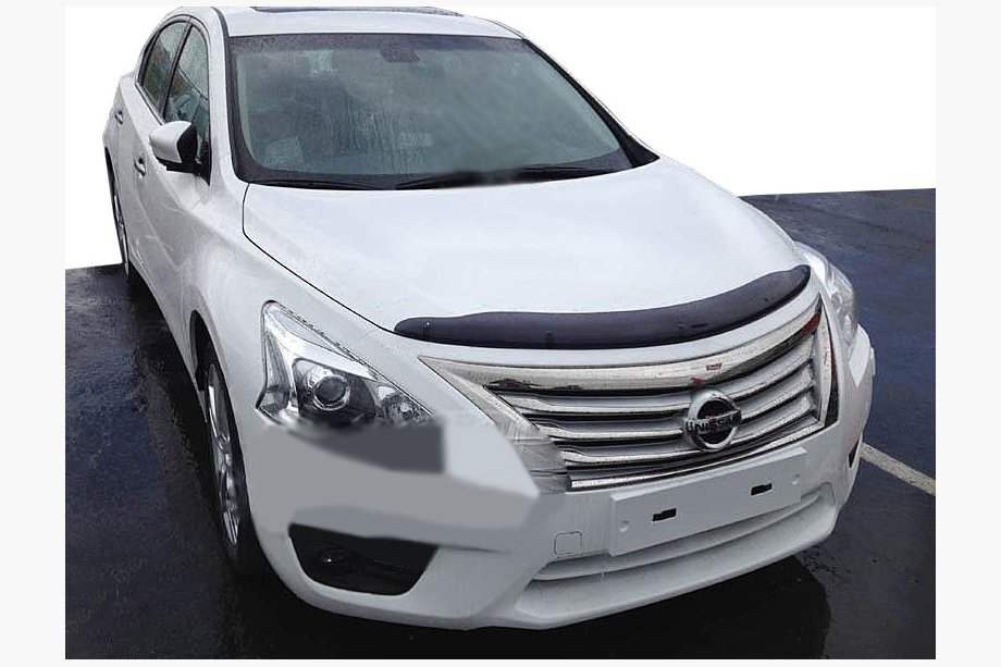 Nissan Teana 2014- рр. Дефлектор капота 2013+ (SIM) Image