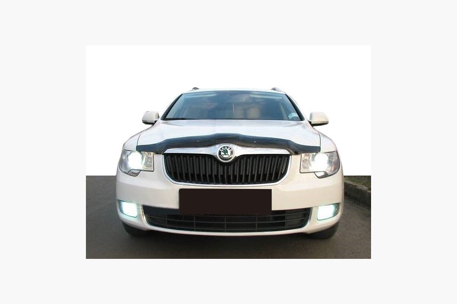Skoda Superb 2009-2015 рр. Дефлектор капота коротка 2009-2013 (SIM) Image