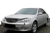 Toyota Camry 1997-2002 рр. Дефлектор капота c вирізом 2000-2003 (SIM) фото 1