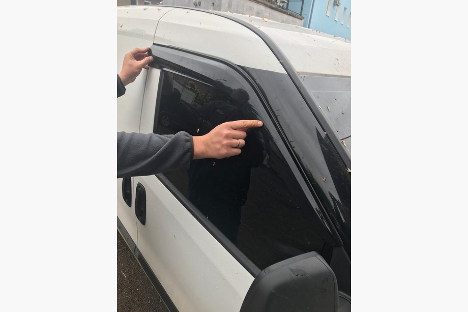 Opel Combo 2012-2018 рр. Вітровики DD-Mugen Image