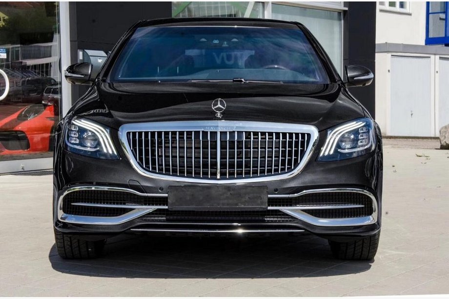 Mercedes S-сlass W222 2013-2020 рр. Решітка радіатора Maybach Image