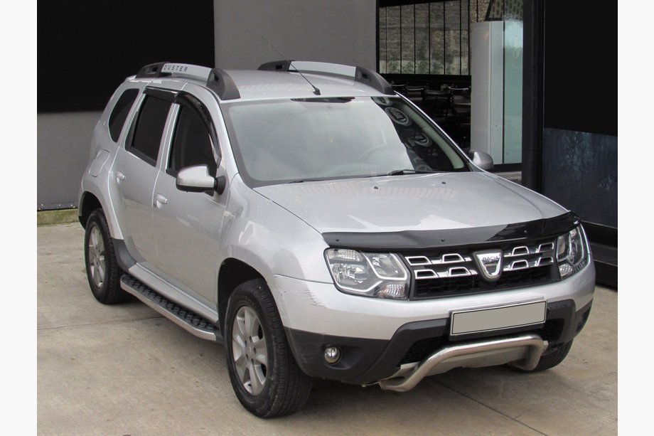 Dacia Duster 2008-2018 рр. Дефлектор капоту EuroCap Image