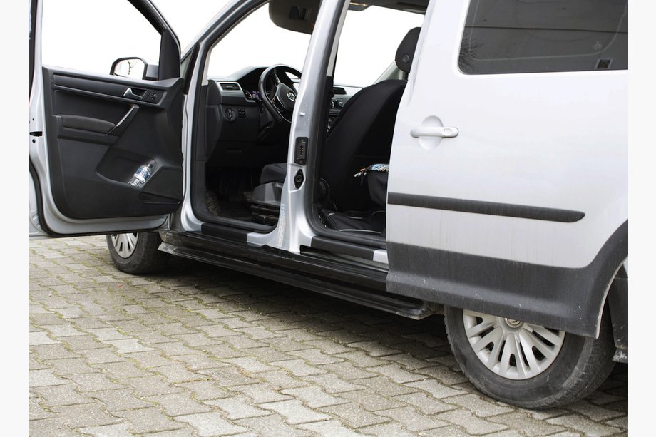 Volkswagen Caddy 2015-2020 рр. Накладки на дверні пороги EuroCap (2 шт., ABS) Image