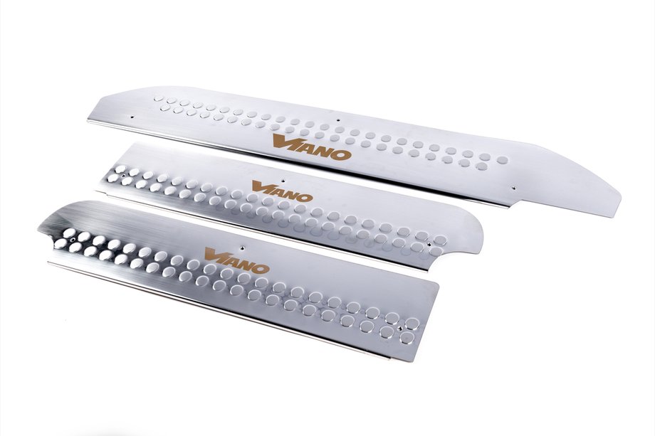 Mercedes Viano 2004-2014 рр. Накладки на внутрішні пороги Carmos V1 (нерж) Image