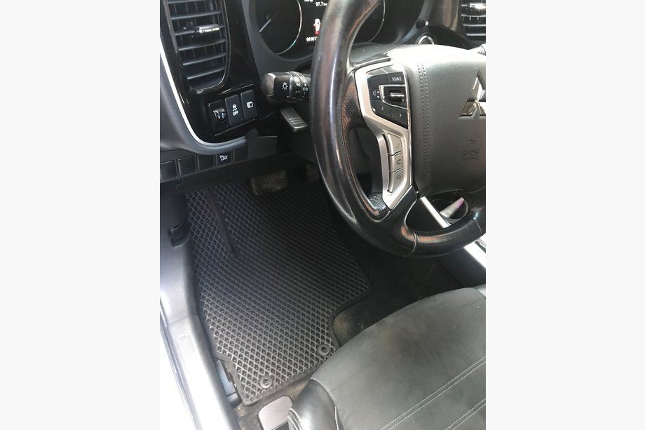 Килимки EVA P-HEV (чорні) Image