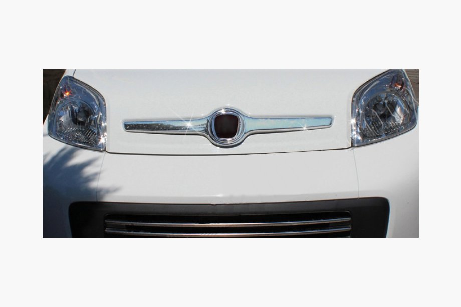Fiat Fiorino/Qubo 2008-2024 рр. Кромка капоту (пласт.) Image
