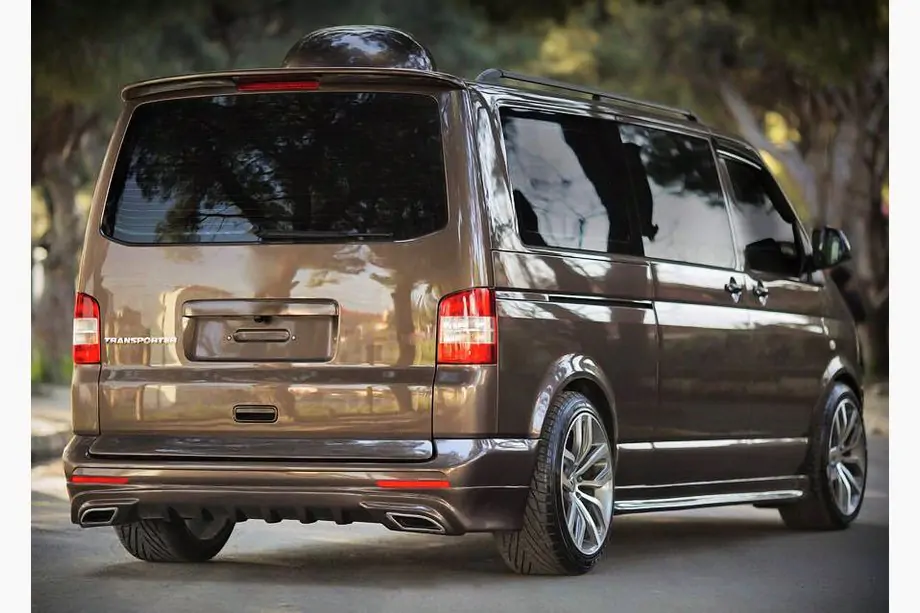 Volkswagen T5 Multivan 2003-2010 рр. Накладка на задній бампер Sport 2 (під фарбування) Image