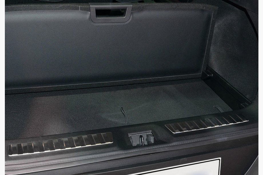 Renault Kadjar 2015-2022 рр. Накладка на задній поріг OmsaLine (нерж) Image