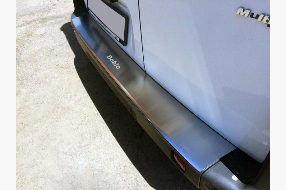 Fiat Doblo I 2001-2005 рр. Накладка на задній бампер з загином Натанико (нерж.) Image