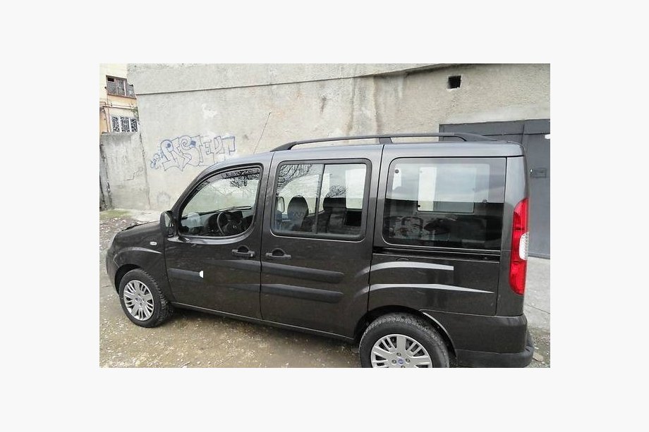 Fiat Doblo I 2005-2010 рр. Рейлінги Чорні Максі база, пластикові ніжки Фото 2