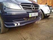 Mercedes Viano 2004-2014 рр. Накладка на бампер 4 фари (під фарбування) фото 3