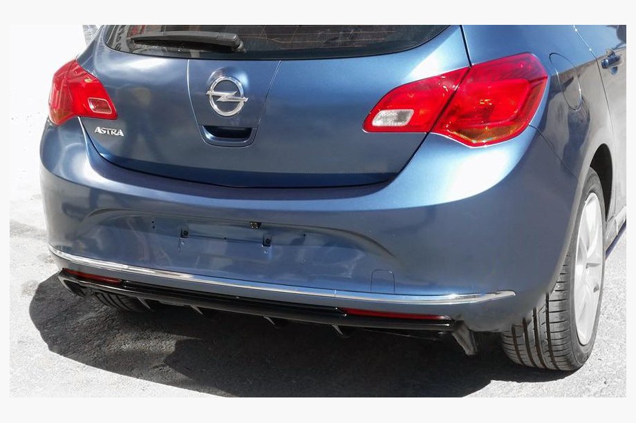 Opel Astra J 2009-2015 рр. Накладка на задній дифузор (під фарбування) Image