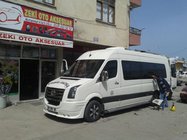 Volkswagen Crafter 2006-2016 рр. Накладка на передній бампер 4 фари 2006-2011 (під фарбування) фото 3