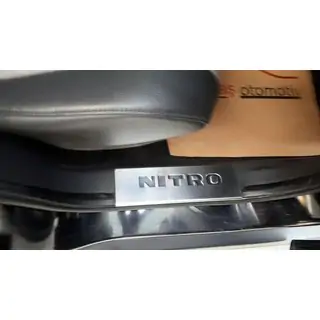 Накладки на пороги Carmos на верхню частину частину (нерж) Dodge Nitro 2006-2011 рр. фото 2