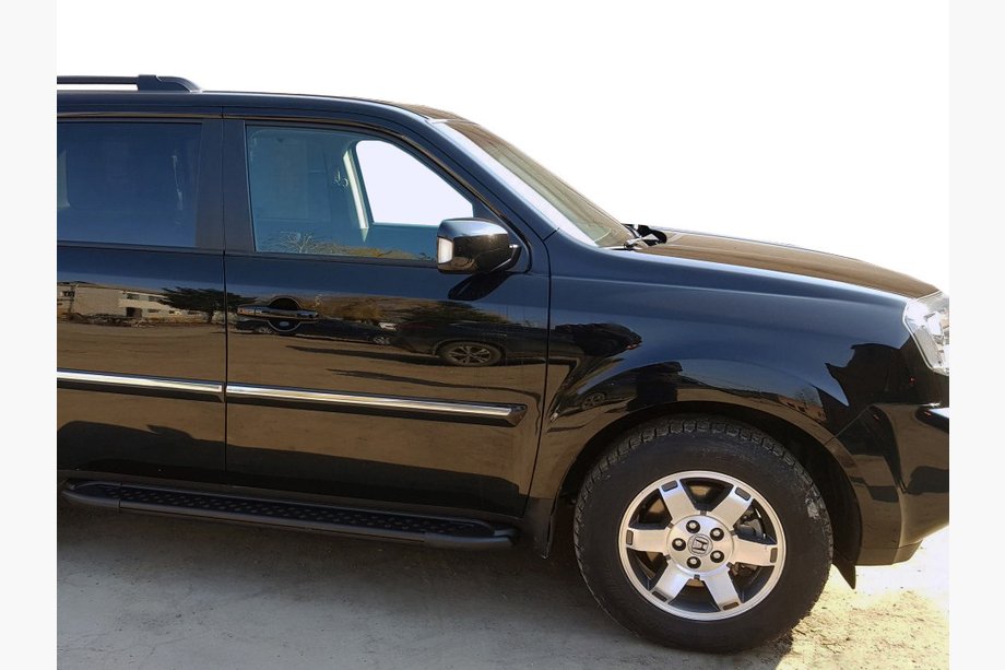 Бокові пороги Allmond Black (2 шт., алюміній) Image Бокові пороги Allmond Black (2 шт., алюміній) Image