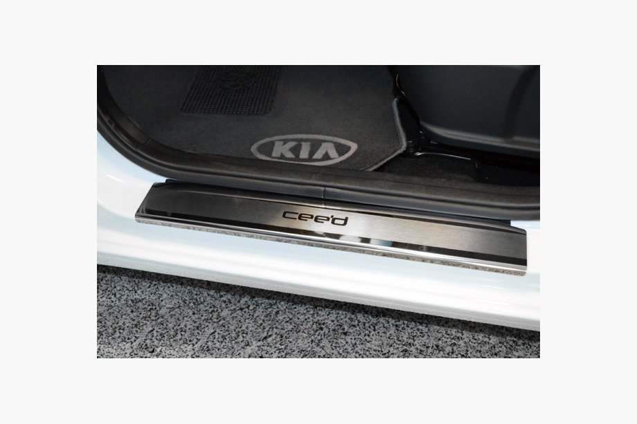 Kia Ceed 2012-2018 рр. Накладки на пороги Натанико (4 шт., нерж.) Image