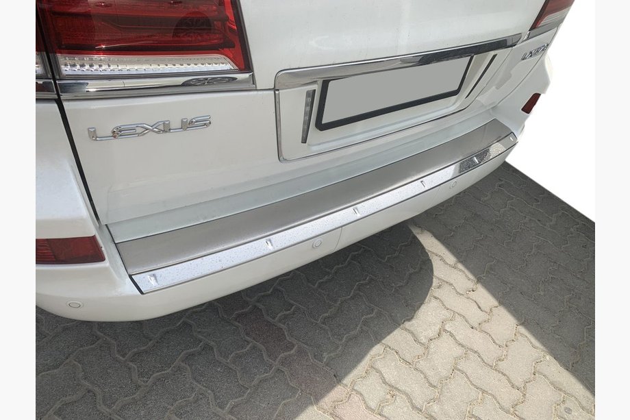 Lexus LX570/450d 2008-2022 рр. Вставка на задній бампер з хром (2012-2015) Фото 2