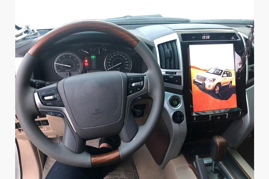 Toyota Land Cruiser 200 2007-2021 рр. Магнітола GXR 2008-2015 (дизайн Tesla, 12 дюймів) Image