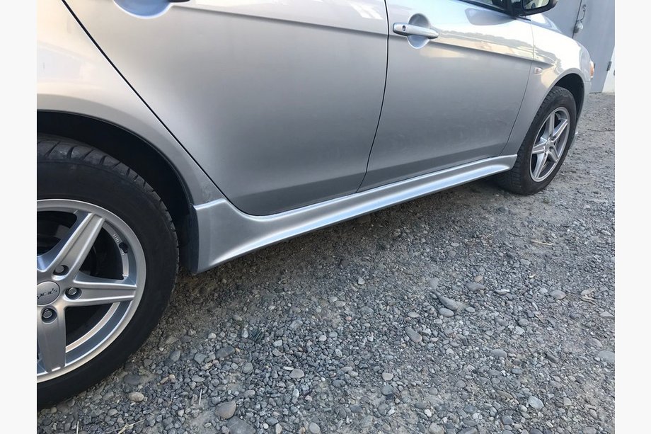Mitsubishi Lancer X 2008- рр. Бокові пороги (2 шт, під фарбування) Фото 1