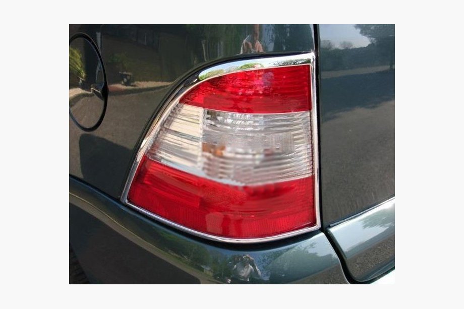 Mercedes ML W163 1997-2005 рр. Накладки на стопи (2 шт, пласт) Фото 1