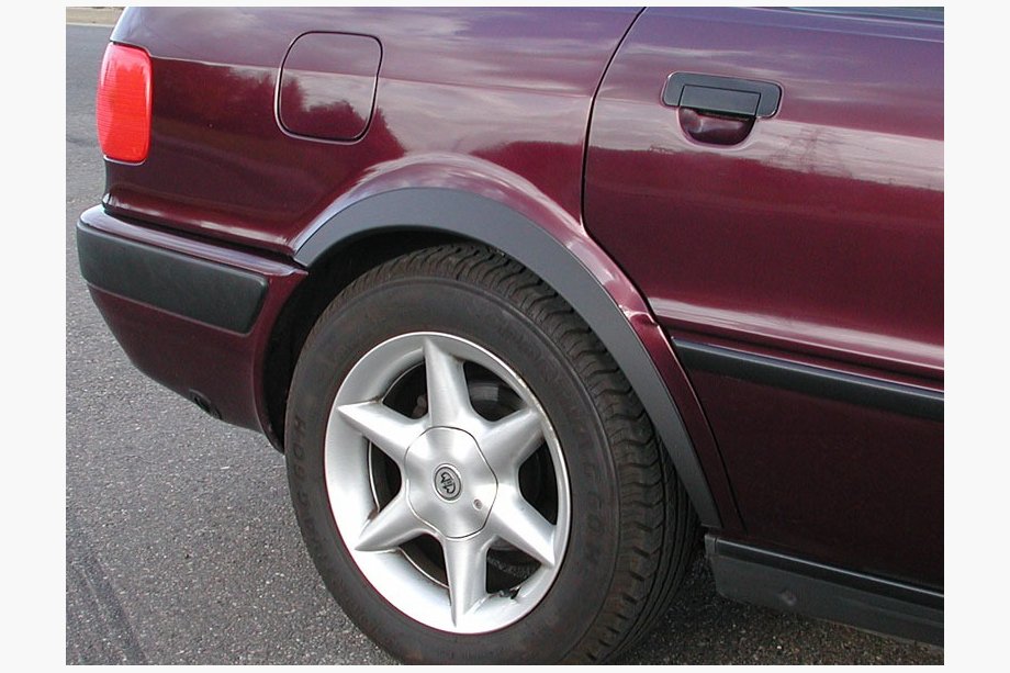 Audi 80/90 1987-1996 рр. Накладки на арки (1987-1991, 4 шт, чорні) Фото 1