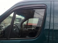Mercedes Sprinter W906 2006-2018 рр. Вітровики клеяться (2 шт, Aomis) фото 3