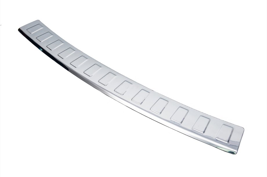 Volkswagen Golf 5 2003-2009 рр. Накладки на задній бампер Carmos (нерж.) Image