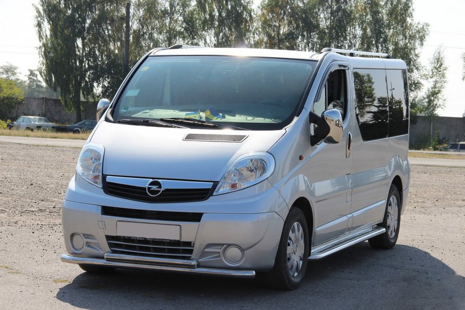 Nissan Primastar 2002-2014 рр. Передній захист ST014 (нерж.) Image