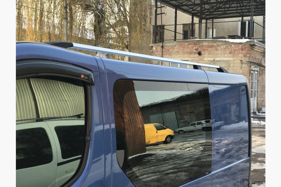 Opel Vivaro 2001-2015 рр. Рейлінги Хром Довга, Пластикові ніжки Фото 6