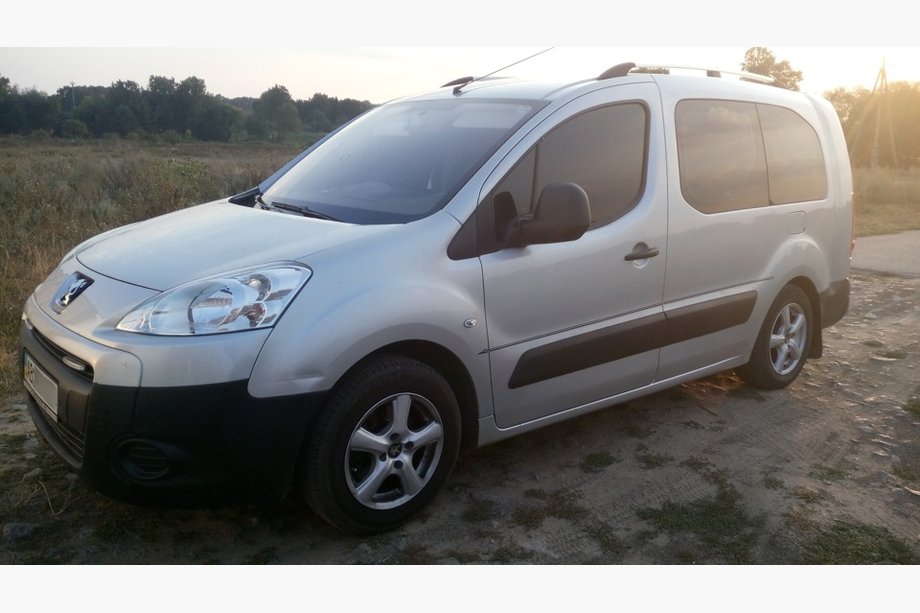Peugeot Partner Tepee 2008-2018 рр. Рейлінги ХРОМ Пластикові ніжки Фото 5