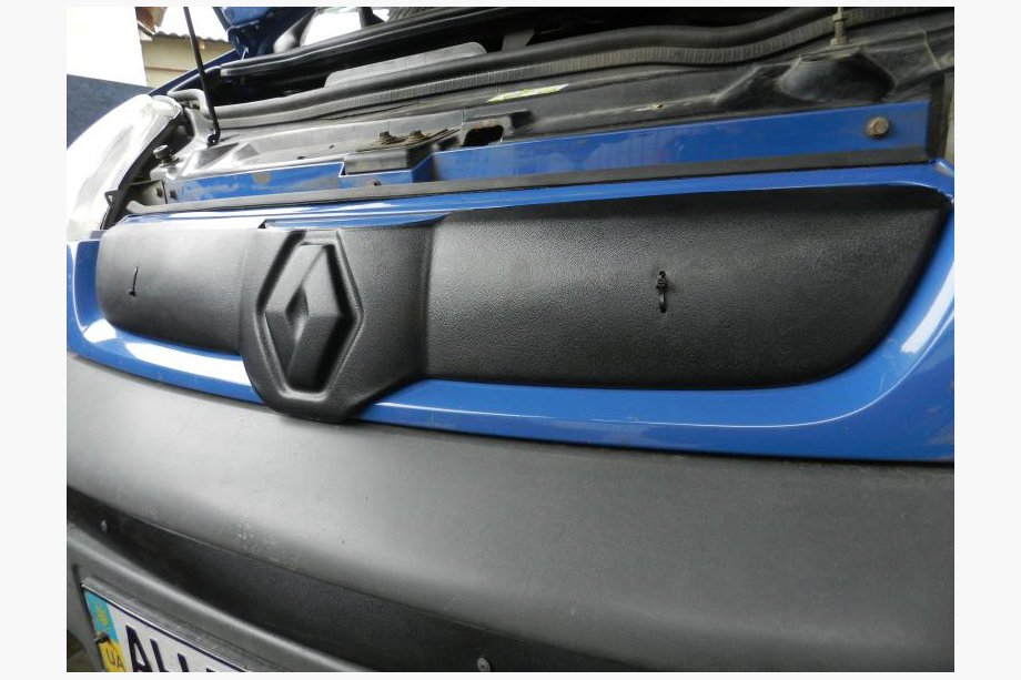 Renault Trafic 2001-2015 рр. Зимова верхня накладка на решітку 2007-2015, Матова Фото 9
