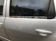 Renault Duster 2008-2017 рр. Молдинг скла (4 шт, нерж) фото 3