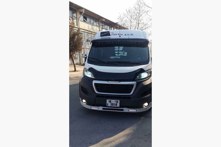 Fiat Ducato 2006-2025 рр. Козирьок на лобове скло (чорний глянець, 5мм) Фото 3