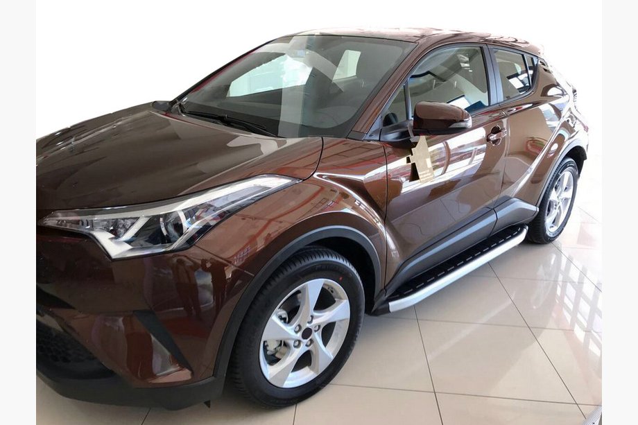 Бокові пороги Fullmond (2 шт., алюм) Image Бокові пороги Fullmond (2 шт., алюм) Image