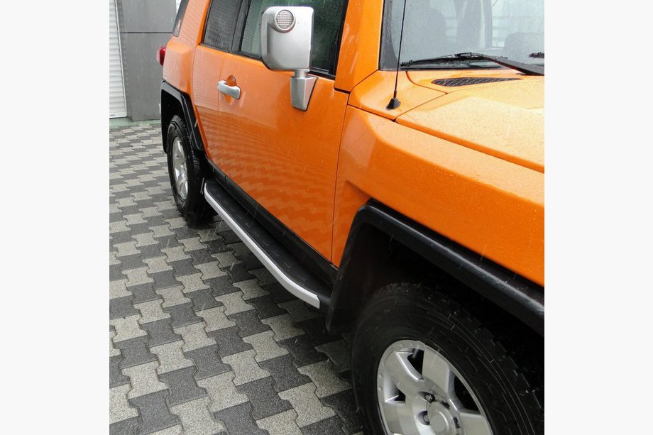 Toyota FJ Cruiser 2006-2022 рр. Бокові пороги Fullmond (2 шт., алюм) Image