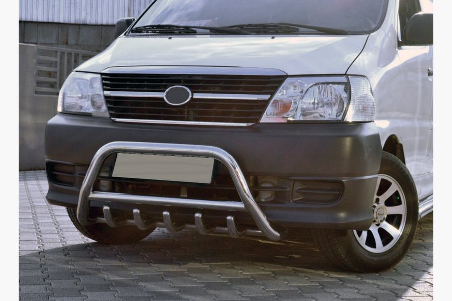 Toyota HiAce Кенгурятник WT003 (нерж) Image