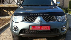 Mitsubishi L200 2006-2015 рр. Дефлектор капота (VIP) фото 1