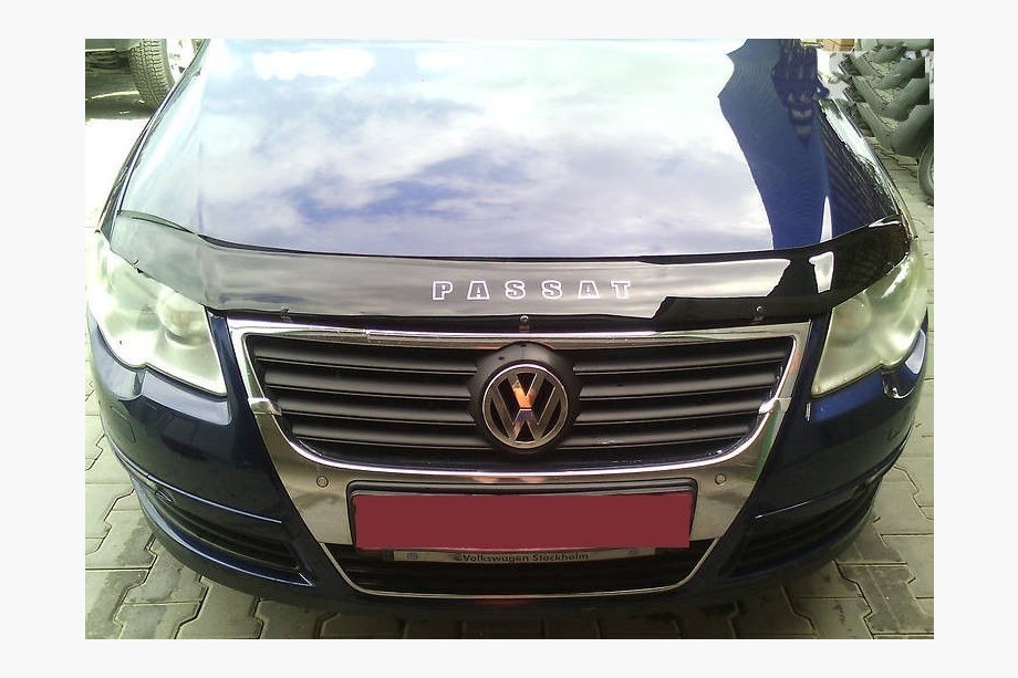 Volkswagen Passat B6 2006-2012 рр. Дефлектор капота VIP Image