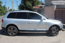 Volkswagen Touareg 2002-2010 рр. Рейлінги Хром (Пласт. Ніжки) фото 4