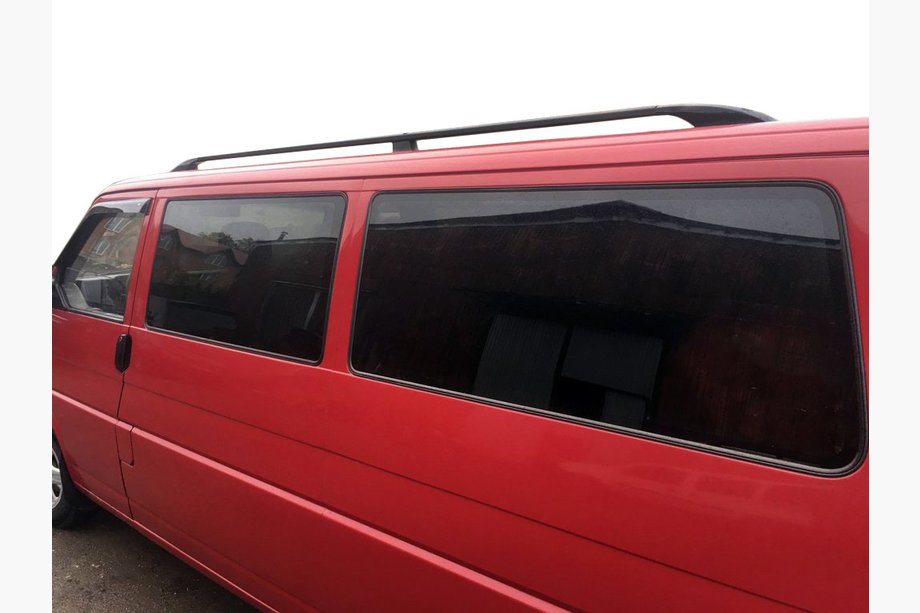 Довга база, Пластикові ніжки Image Довга база, Пластикові ніжки Image