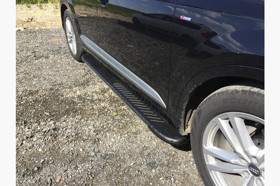 Audi Q7 2015-2026 рр. Бокові пороги Bosphorus Yeni Black (2 шт., алюміній) Фото 1