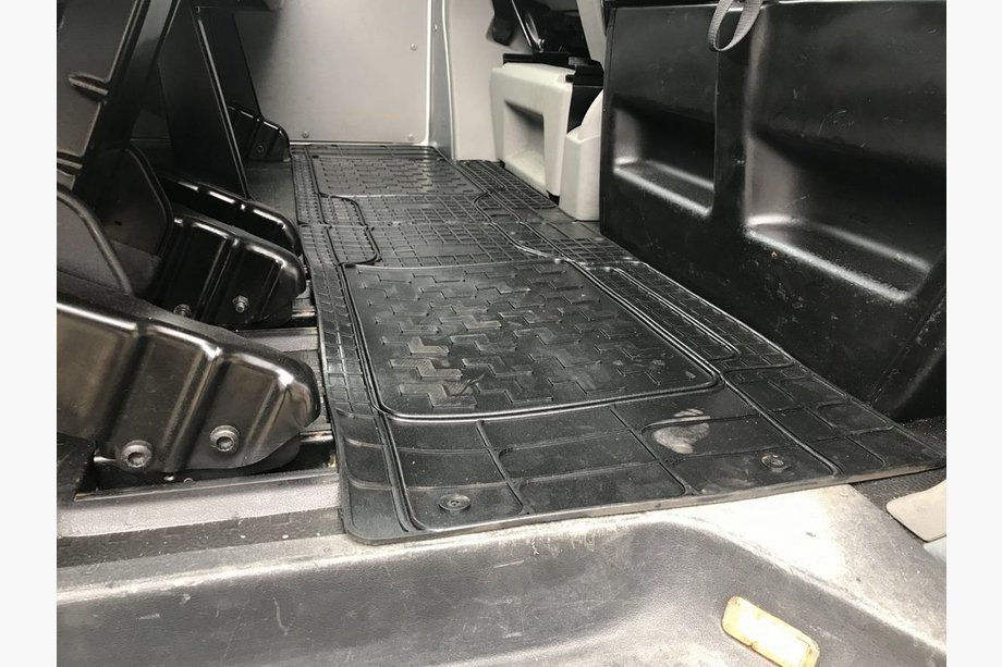 Volkswagen T5 2010-2015 рр. Задні килимки (2 шт, Polytep) Image