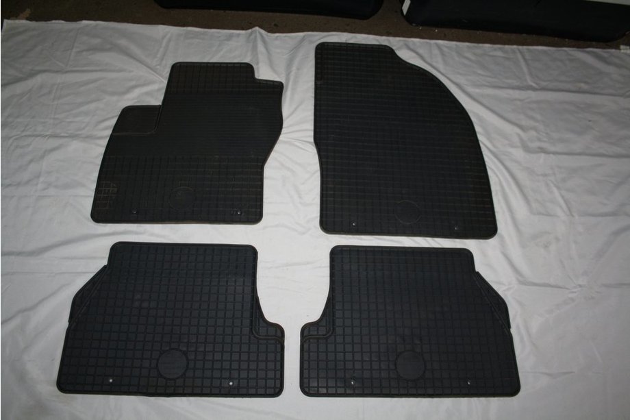 Ford Focus II 2008-2011 рр. Гумові килимки (4 шт, Doma) Image