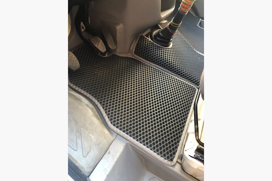 Volkswagen LT 1995-2006 рр. Килимки EVA (чорні) Image