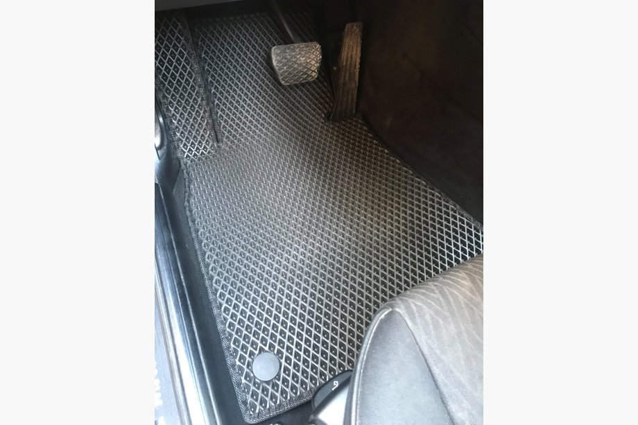 Килимки EVA (чорні) Image