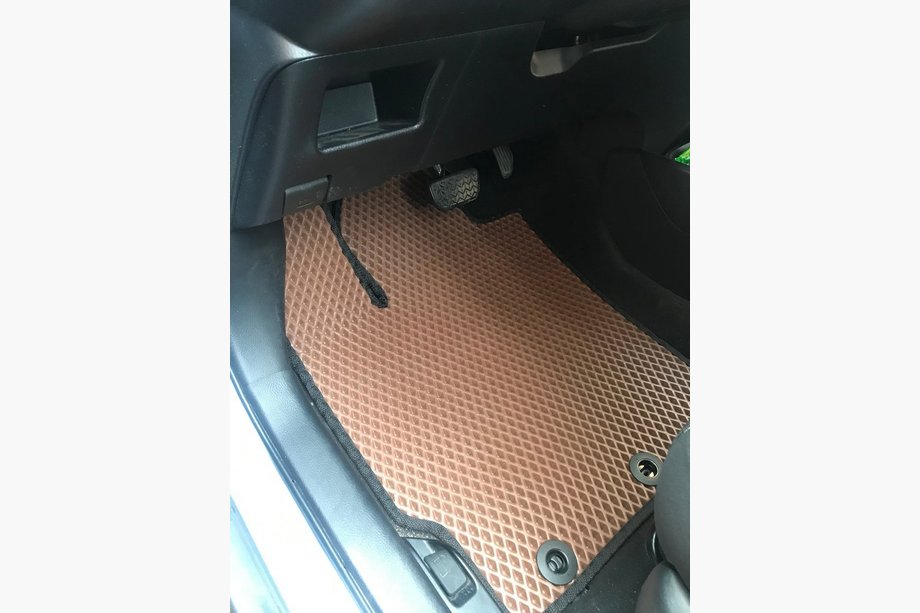 Toyota Yaris 2010-2020 рр. Килимки EVA ДВС (цегляні) Image
