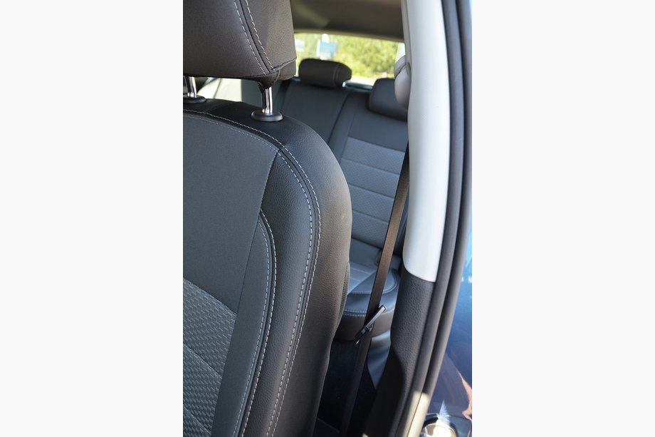 Volkswagen Golf 7/E-Golf 2012-2020 рр. Авточохли (кожзам↗ткань, Premium) Фото 6