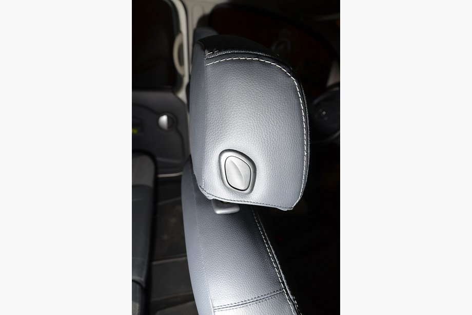 Renault Kangoo 2008-2020 рр. Новинка !!! Чохли на всі сидіння MW-Brothers Фото 2