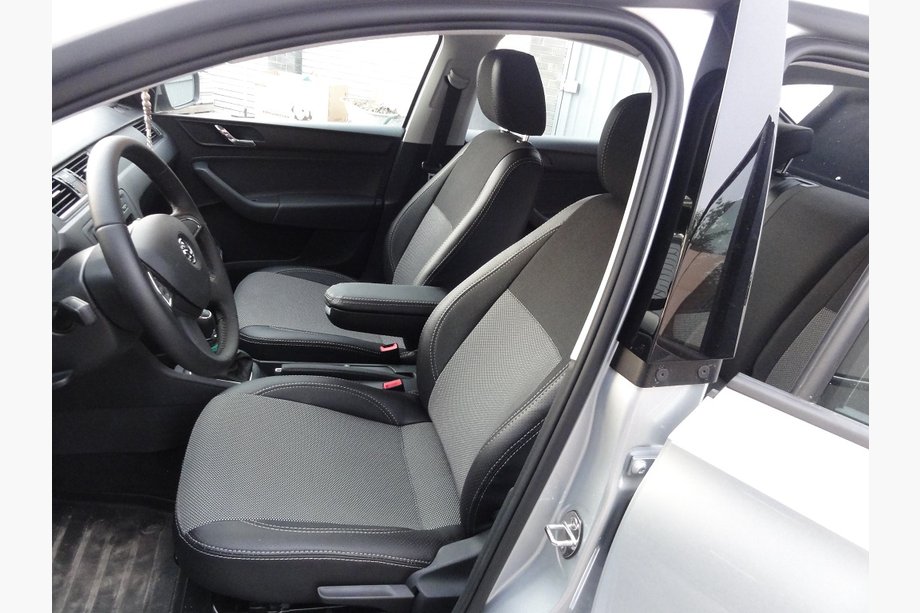 Skoda Rapid 2012-2019 рр. Авточохли SoyuzAuto Premium Image