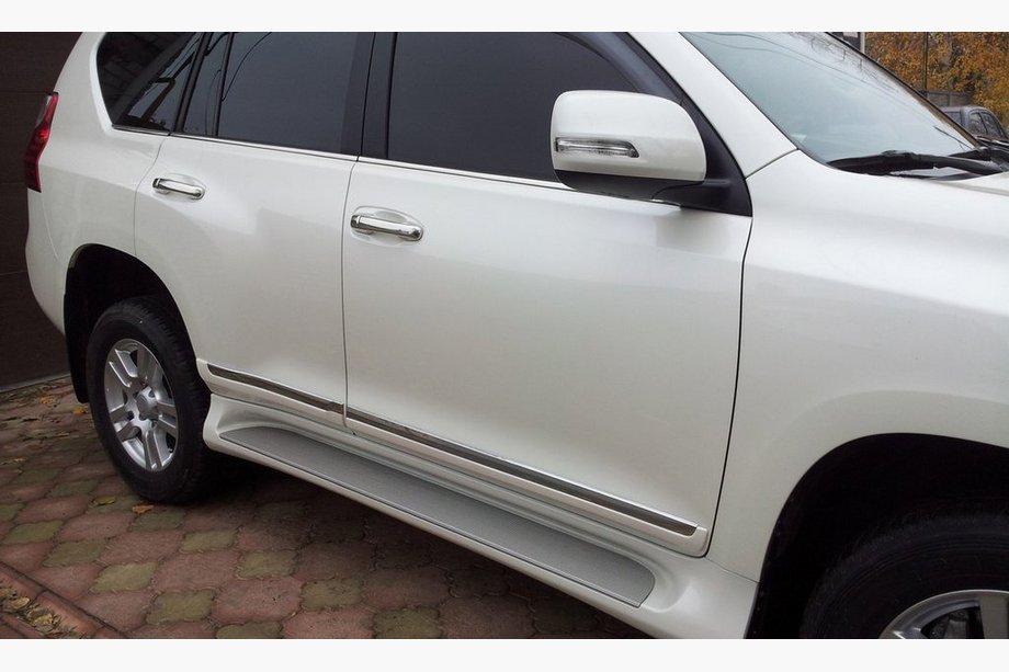 Toyota Land Cruiser Prado 150 2009-2023 рр. Молдинг дверей (дизайн 2013-2017) Image
